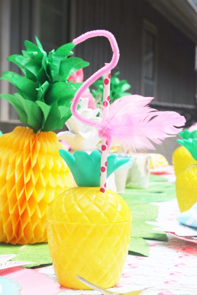 Let's Flamingle All the Way to the End of Summer! DIY Pink Flamingo Straws are fun and easy way to add color to your party via Sarah Sofia Productions